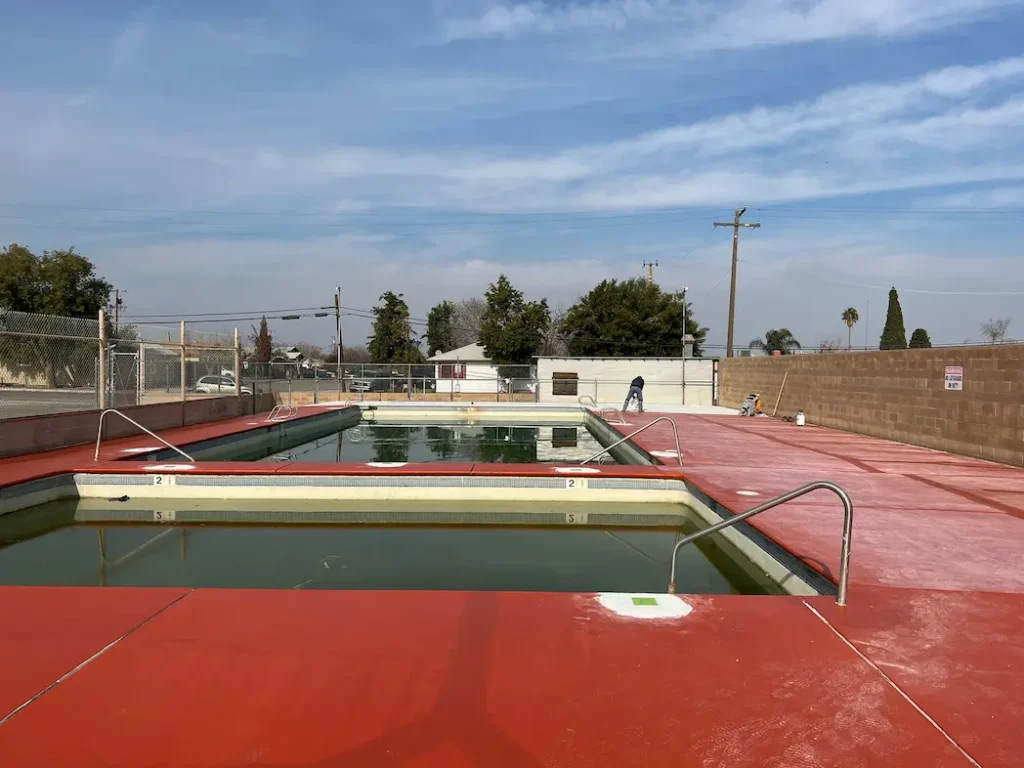 School Swimming Pool Deck Coating — photo 3